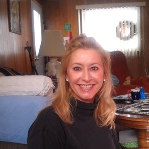 Meet your Posher, Kelly